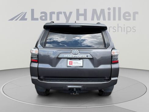 Used 2023 Toyota 4Runner SR5 AWD/4WD image 4