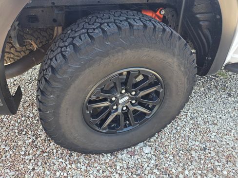 Used 2024 Ford F150 Raptor AWD/4WD image 15