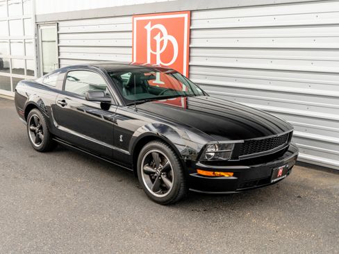 Used 2008 Ford Mustang GT Premium RWD image 34