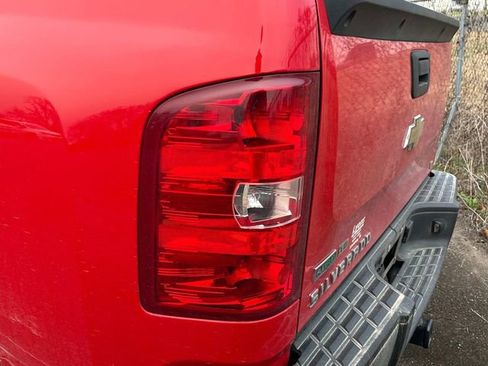 Used 2011 Chevrolet Silverado 1500 LT w/ Interior Plus Package image 11