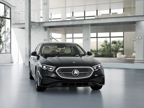 New 2026 Mercedes-Benz E 350 4MATIC Sedan image 8