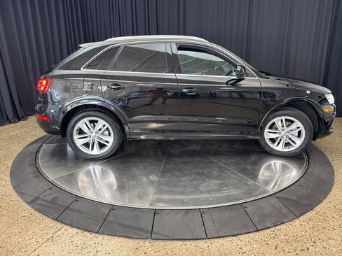 Used 2017 Audi Q3 2.0T Premium Plus w/ Premium Plus Package AWD/4WD image 7
