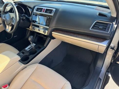 Used 2016 Subaru Outback 2.5i Limited image 5