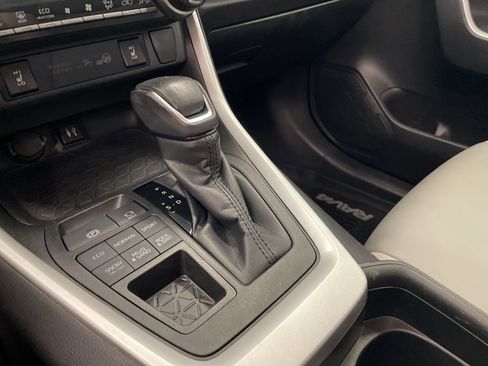 Used 2019 Toyota RAV4 XLE Premium w/ Cold Weather Package image 23