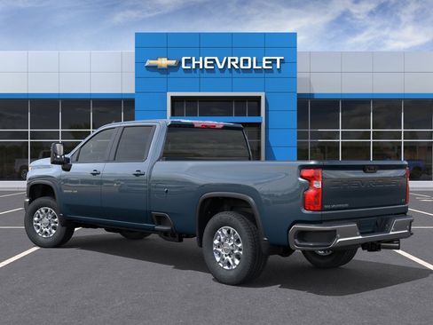 New 2026 Chevrolet Silverado 3500 LT AWD/4WD image 3