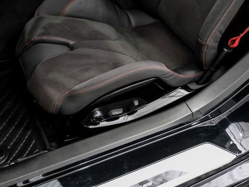 Used 2023 Chevrolet Corvette Z06 w/ Engine Appearance Package image 31