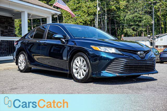 Used 2020 Toyota Camry LE FWD image 9