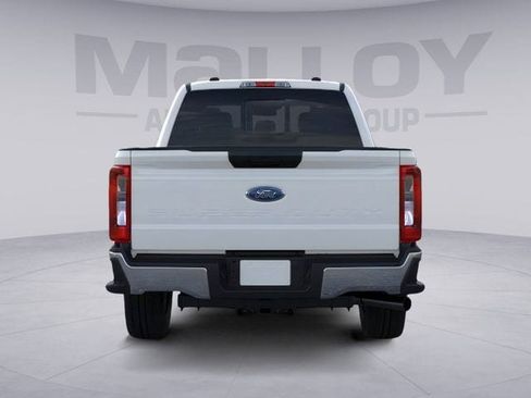 New 2026 Ford F250 XLT w/ FX4 Off-Road Package AWD/4WD image 5