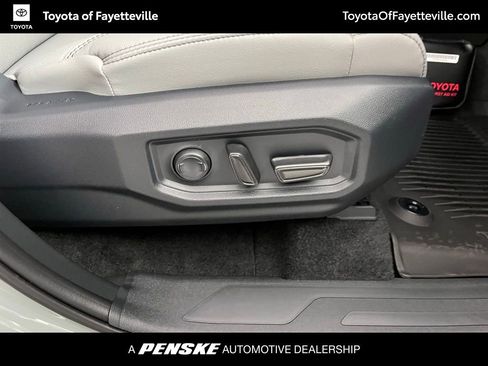 New 2026 Toyota Tundra Limited AWD/4WD image 11