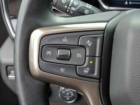 Used 2024 Chevrolet Silverado 2500 High Country image 26