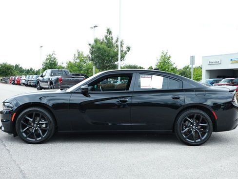 Used 2023 Dodge Charger SXT w/ Blacktop Package RWD image 9
