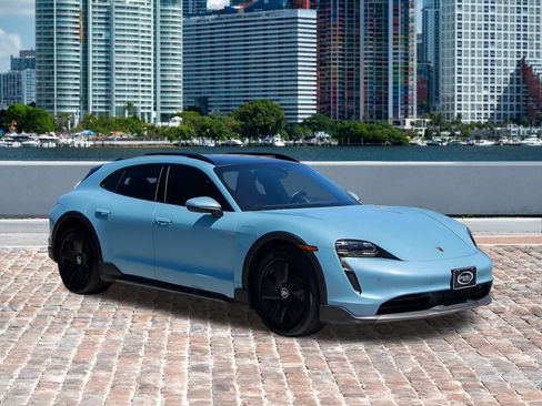 Used 2022 Porsche Taycan 4 Cross Turismo image 3