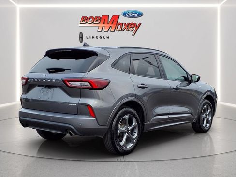 Used 2024 Ford Escape ST-Line w/ Tech Pack #1 AWD/4WD image 4