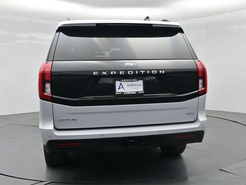 Used 2025 Ford Expedition Max Active AWD/4WD image 33