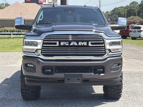 Used 2024 RAM 2500 Laramie w/ Safety Group AWD/4WD image 2