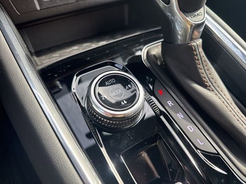 New 2026 GMC Canyon AT4 image 32