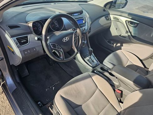 Used 2013 Hyundai Elantra GLS w/ Preferred Pkg image 15