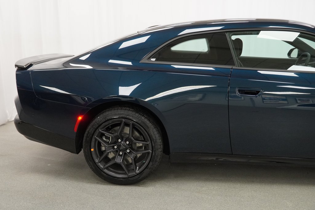 New 2026 Dodge Charger Scat Pack w/ Blacktop Package AWD/4WD image 9