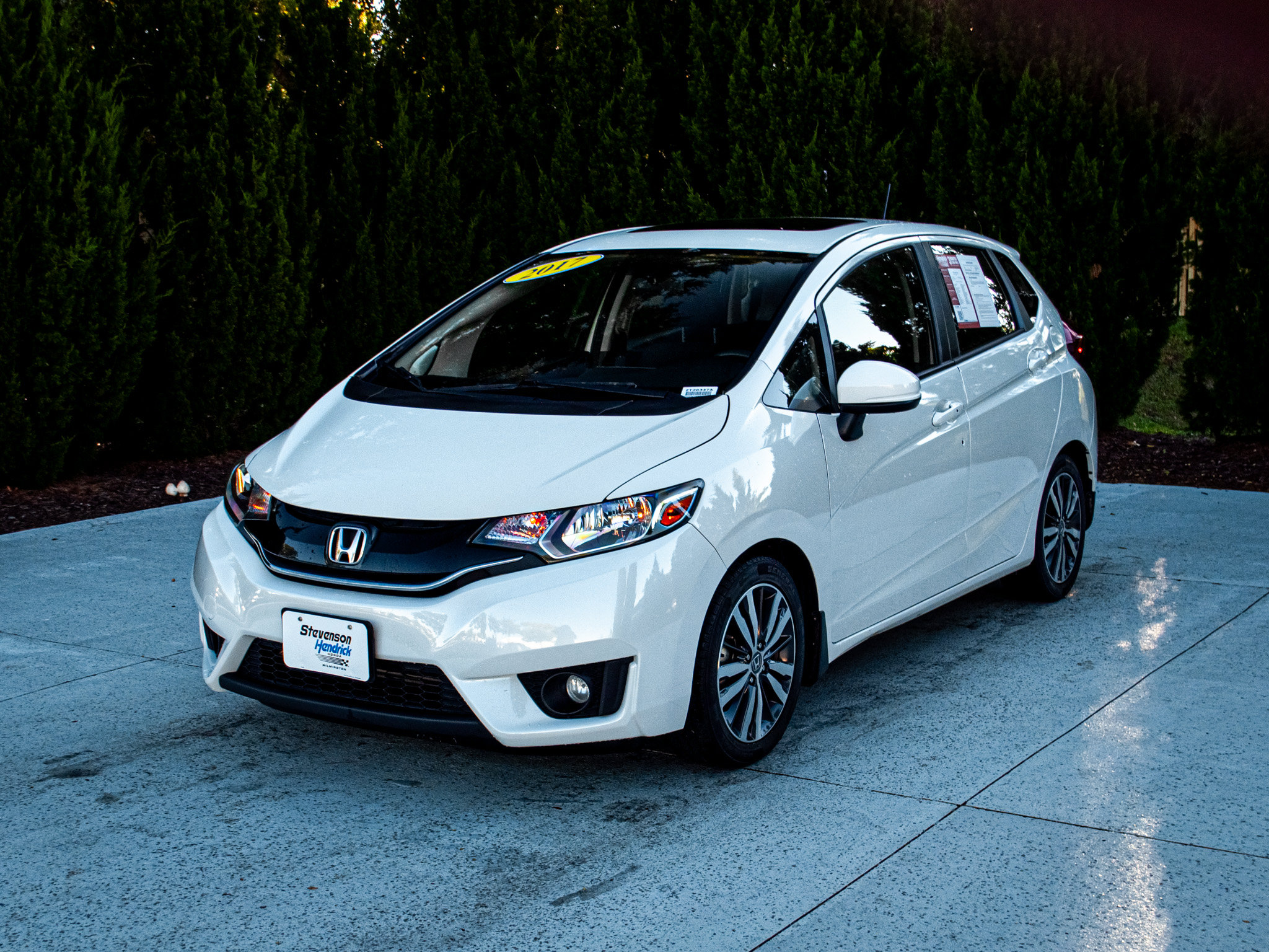 Used 2017 Honda Fit EX image 5