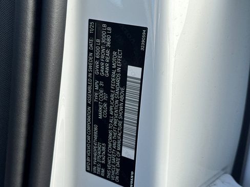 New 2026 Volvo XC90 T8 Plus w/ Protection Package Premier image 36