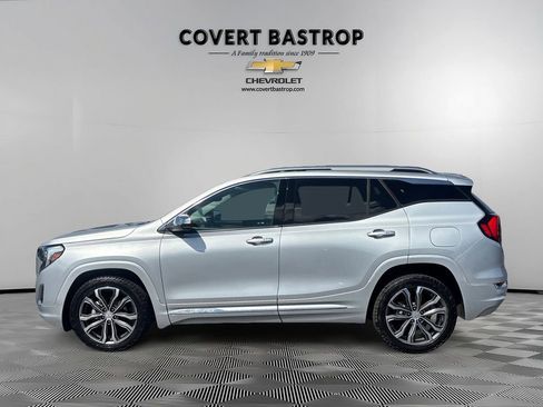 Used 2021 GMC Terrain Denali FWD image 3