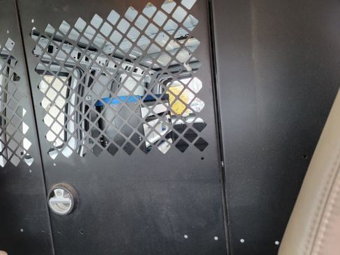 Used 2016 Chevrolet Express 2500 image 19