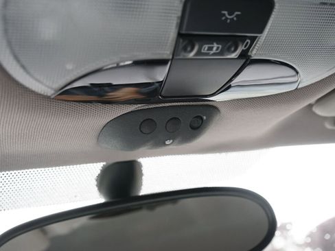 Used 2005 Chrysler Crossfire SRT-6 image 16