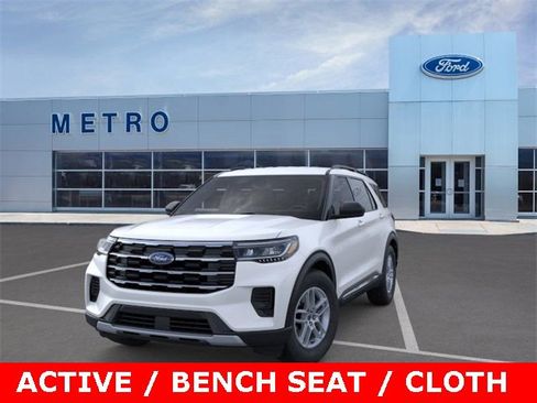 New 2025 Ford Explorer Active image 3