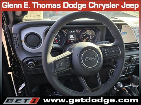 New 2026 Jeep Gladiator Sport image 11