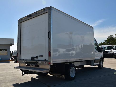 Used 2018 Ford Transit 350 156 DRW RWD image 7