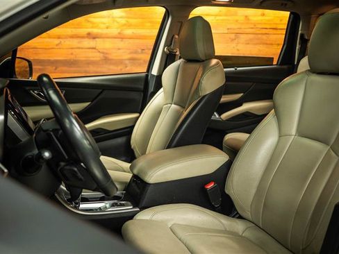 Used 2019 Subaru Ascent Limited AWD/4WD image 10