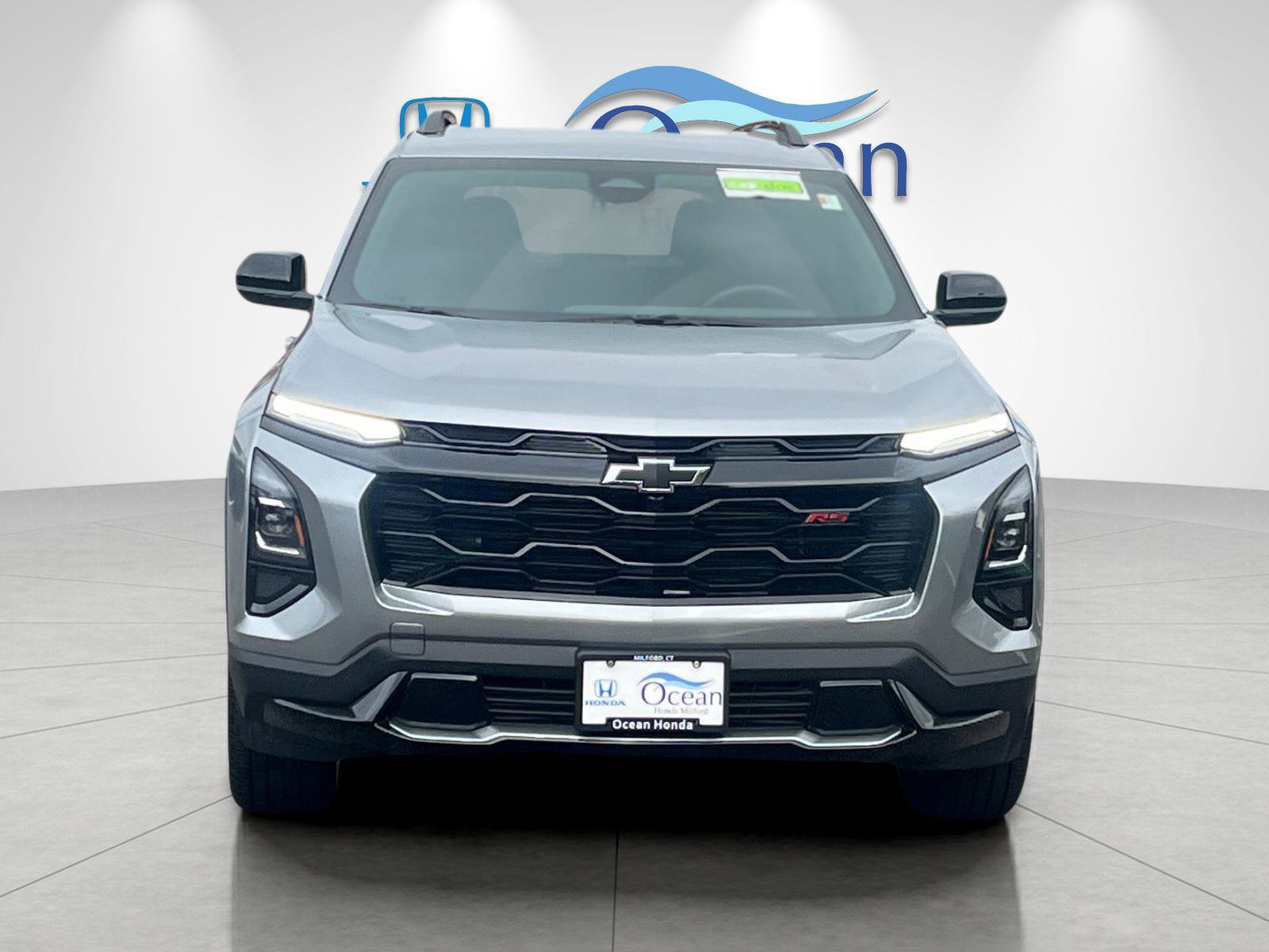 Used 2026 Chevrolet Equinox RS FWD image 8