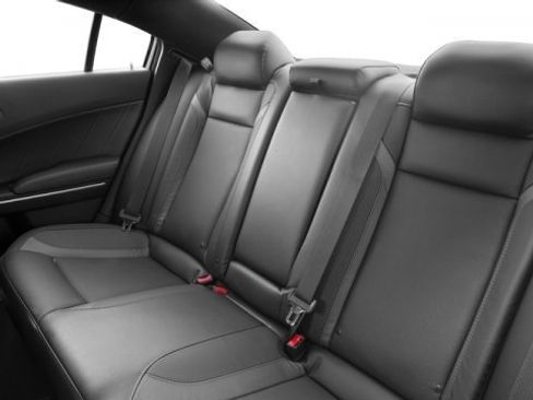 Used 2017 Dodge Charger R/T w/ Driver Confidence Group image 17