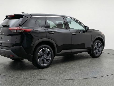 Used 2025 Nissan Rogue SV image 9