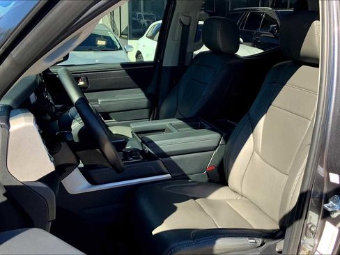 Used 2023 Toyota Tundra SR5 image 7