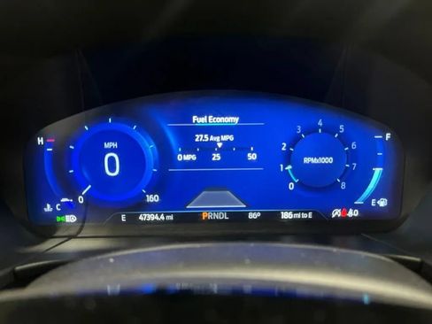 Used 2022 Ford Escape Titanium w/ Titanium Elite Package AWD/4WD image 24