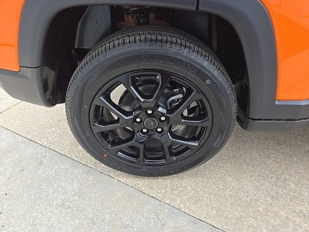 New 2026 Jeep Compass Latitude AWD/4WD image 21