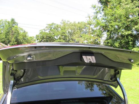 Used 2022 Volkswagen Jetta SE image 33