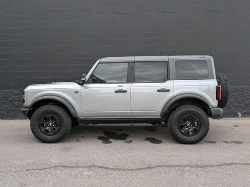 Used 2023 Ford Bronco Wildtrak AWD/4WD image 8