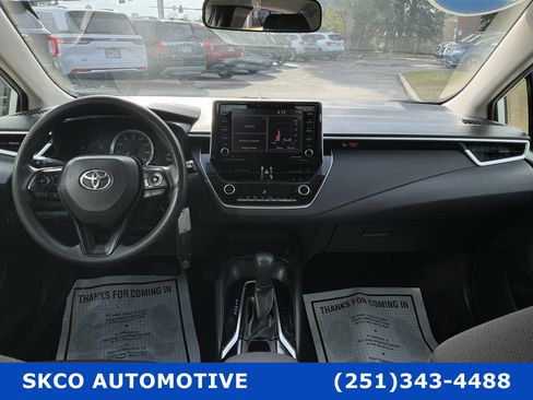 Used 2021 Toyota Corolla LE image 15