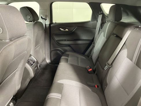 Used 2024 Chevrolet Blazer LT image 40