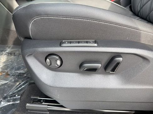 New 2026 Volkswagen Atlas SEL Premium R-Line image 29