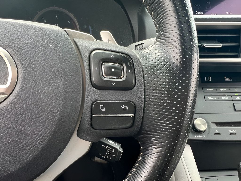 Used 2016 Lexus RC 200t RWD image 26