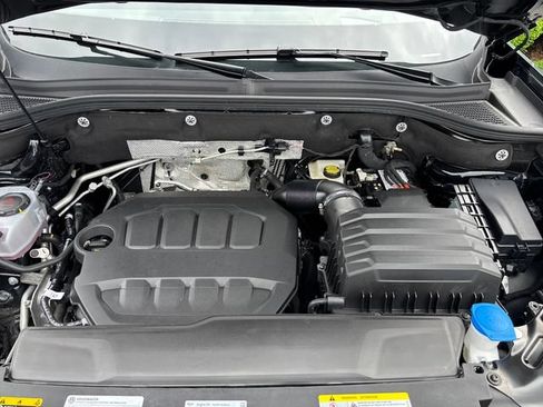 Certified 2025 Volkswagen Atlas SEL AWD/4WD image 24