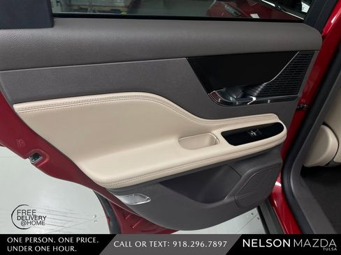 Used 2022 Lincoln Corsair FWD w/ Premium Package image 32