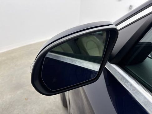 Used 2019 Mercedes-Benz GLC 300 4MATIC image 13