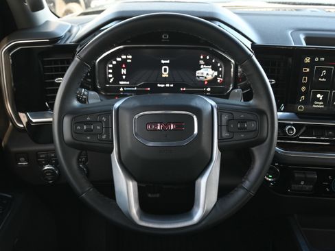 Used 2025 GMC Sierra 1500 Elevation w/ X31 Off-Road Package image 18