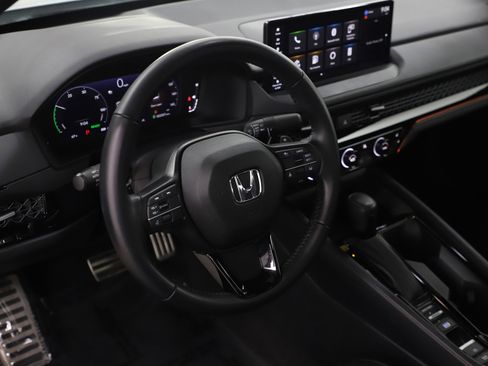 Used 2023 Honda Accord Sport image 19