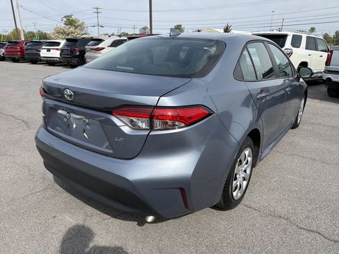 Used 2023 Toyota Corolla LE w/ Carpet Mat Package (TMS) FWD image 7