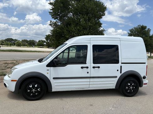 Used 2010 Ford Transit Connect XLT FWD image 6